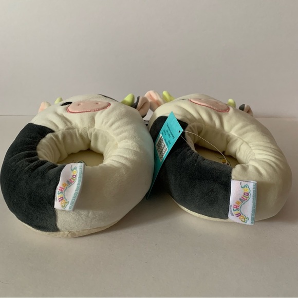 NWT. SQUISHMALLOWS Connor The Cow Slippers - Picture 6 of 7